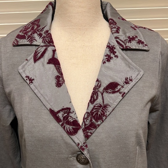 ๐๐๐Soft Surroundings Grandeur Jacket in Vintage Grey - Picture 5 of 17